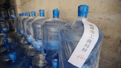 长期只喝烧开的自来水，不碰桶装水矿泉水，身体会怎样？医生告诉你真相
